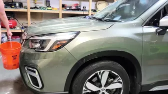 fantasymilfursula OnlyFans Curvy Goddess Washing Car in Bikini Showing Huge Tits and Ass