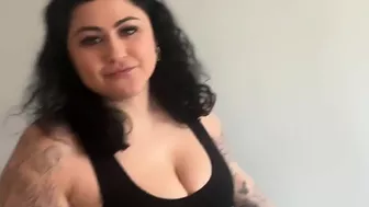 Josie Jaxxon fucking the neighbor in intense anal action