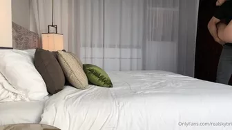 OnlyFans Petite Cutie realSkyBri Gets Fucked Hard by Johnny Sins in Leaked Video