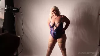 Gigi Satin OnlyFans Curvy Goddess Teasing in Blue Lingerie and Heels