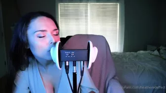 HeatheredEffect Teases With Wet ASMR Kisses & Licks In Steamy Short Video