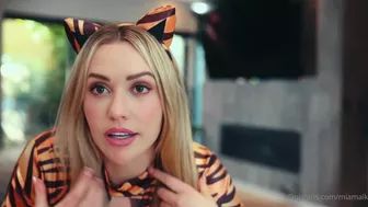 Mia Malkova Teases In Halloween Costumes Try On Leaked Video