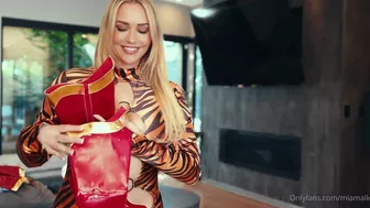 Mia Malkova Teases In Halloween Costumes Try On Leaked Video