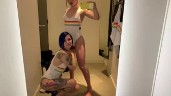 Sextape with Shemale in the dressing Room
