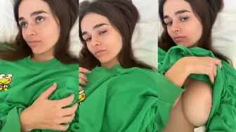 Megnut Teases Her Juicy Tits in Leaked Video