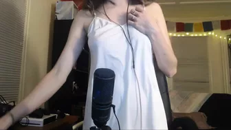 AftynRose Teases in Leaked ASMR Custom vid Hi Dan