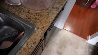 Jane Wilde Stars In Steamy Sex Tape As Roommate Plows Her Tight Pussy