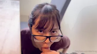 Nerdy Girlfriend Deerlong Gently Sucks Her Lovers Cock