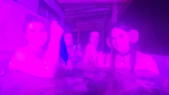 Isla Moon And Her Two Girls Have Lesbian Threesome In A Pool