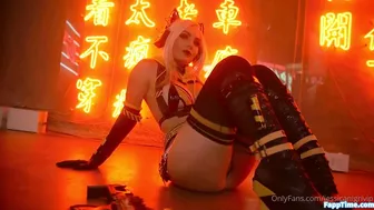 Jessica Diaz Teases in Must-Watch Cosplay Leak Video