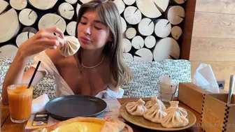 Anna Ralphs Gives Her Date A BJ And Facial In Public Restaurant Toilet
