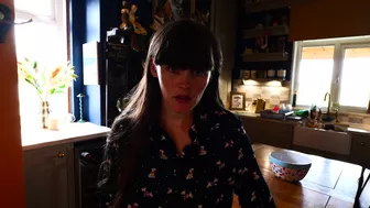 Sydney Harwin Must-Watch Video Where Mommy Cant Be Late For Her Hardcore Fuck Session