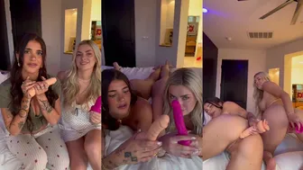 Arikytsya Tease Fuck Toys With Her Naughty Bestie In This Juicy Leak
