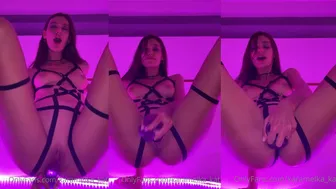 Amy Karamel Teases In Her Leaked Nudes Video
