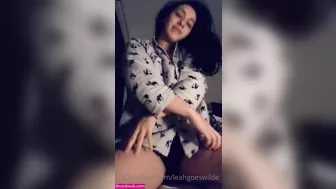 Sexy Leah Wilde leahgoeswilde OnlyFans Video Tape #4