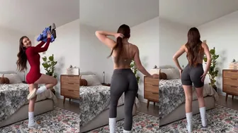 Elizabeth Zaks Teases Her Natural Titties in This Exclusive Nude Video