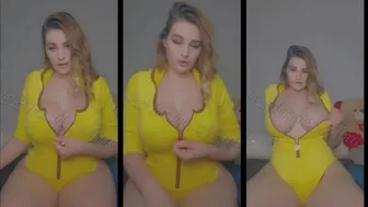 Abigaiil Morris Teases Her Juicy Big Ass in Leaked Cam Video