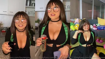 Lauren Jasmine Teases Her Tiny Ass in Leaked Pics Video