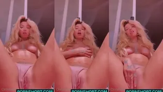 Sensualsunshine Teases Her Dripping Wet Pussy Closeup in Leaked Onlyfans Video
