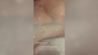 Bethany Lily April Topless Huge Titties Bath Video Tape Leaked