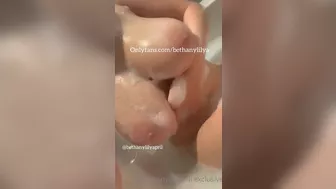 Bethany Lily April Topless Huge Titties Bath Video Tape Leaked
