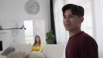 Ella Reese Lets A Lucky Fan Bang Her In This Steamy Video