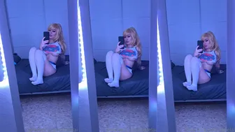 AkumaGirl Teases Her Tight Ass in Steamy Video