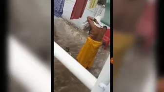 I secretly saw neighbor aunty’s big ass changing clothes after bath
 Indian Video Tape