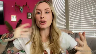 Laura Lux Teases Her Huge Booty in Leaked Nude Video