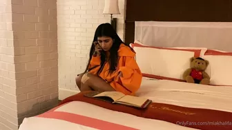 Mia Khalifa Stars in Steamy Naked Bathtub Shower Video