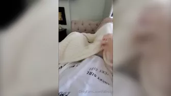 Alinity Teasing Wet Pussy Twitch Streamer Video Tape Leaked