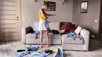 Eva Elfie Teases Her Way Through This Job Hunt Sex Video