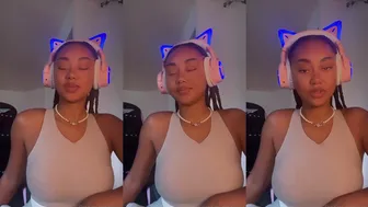 Llleasy Teases her Perfect Tits in Naughty OnlyFans Video