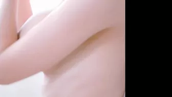 Petite ploytigerstam Teases Her Naked Body in Amateur Video