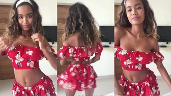 Putri Cinta stars in leaked Asian sex tape watch her tease her tight pussy