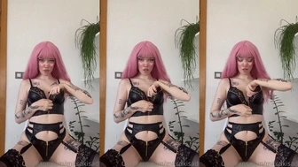Mia Yokai Leaked OnlyFans Video Teasing Her Sweaty Fake Tits in Secret