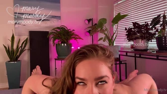 Mary Moody Teases Her Huge Booty in Explicit Nude Video
