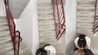 That1iggirl Teases her Caucasian Goods in Full XXX Clip