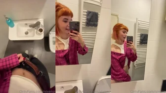 Vixenp Teases Her Tiny Ass in Leaked Nudes Exclusive Video
