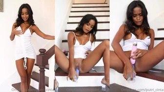 Putri Cinta Teases in Slutty Asian OnlyFans Video