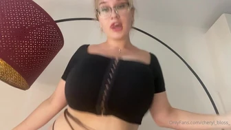 Cheryl Blossom Blonde OnlyFans Goddess Teases All in Steamy Vid