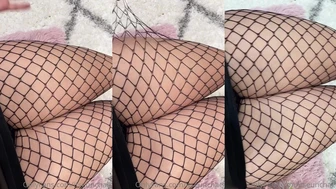 Itseunchae Teases Her Sweaty Big Tits in Leaked Fuckdoll Video