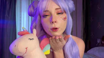 Sweetie Fox Teases in Must-Watch Private Twitter Video