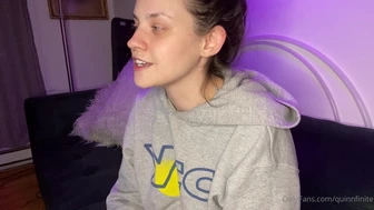QuinnFinite Teases her Giant Booty in Leaked Nude Patreon Video