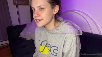 QuinnFinite Teases her Giant Booty in Leaked Nude Patreon Video