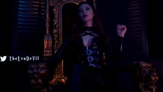 Eva de Vil Teases in Her Naughty Leaked Sex Tape Video