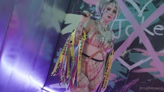 MeganTurney Teases Naked Pussy as Harley Quinn in Leaked OnlyFans Video