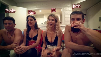 MySweetApple Teases her Naked Assets in this Leaked XXX Clip