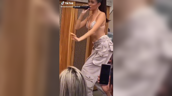 Madison Beer Sextape Hot Performance Singing Tiktok