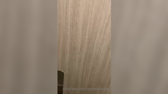 Ambsofficialxo Sucks Food Delivery Guy And Got Fucked Doggy Onlyfans Leaked Video